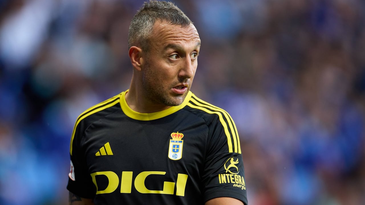 Rechaza al Arsenal y firma con el Oviedo