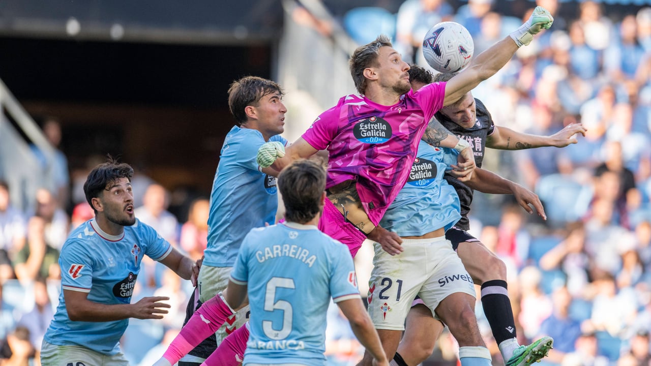 Celta 2-1 Alavés: Javi Rodríguez desequilibra y Radu frena al 'Glorioso'