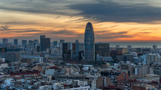 Barcelona celebra la victoria de España días antes de jugar ante Argentina la final del Mundial