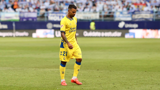 Las Palmas despide a una leyenda: Jonathan Viera dice adiós tras 295 partidos como amarillo