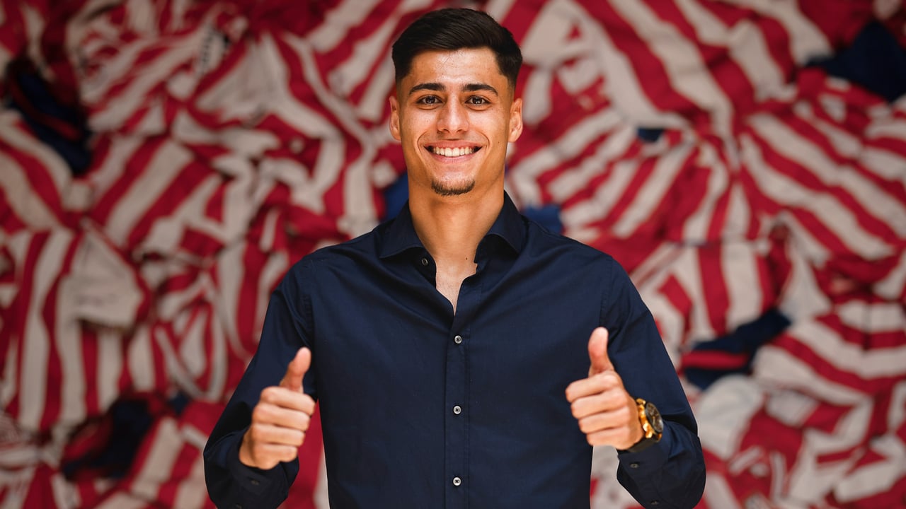 El Atlético comienza la renovación de su delantera