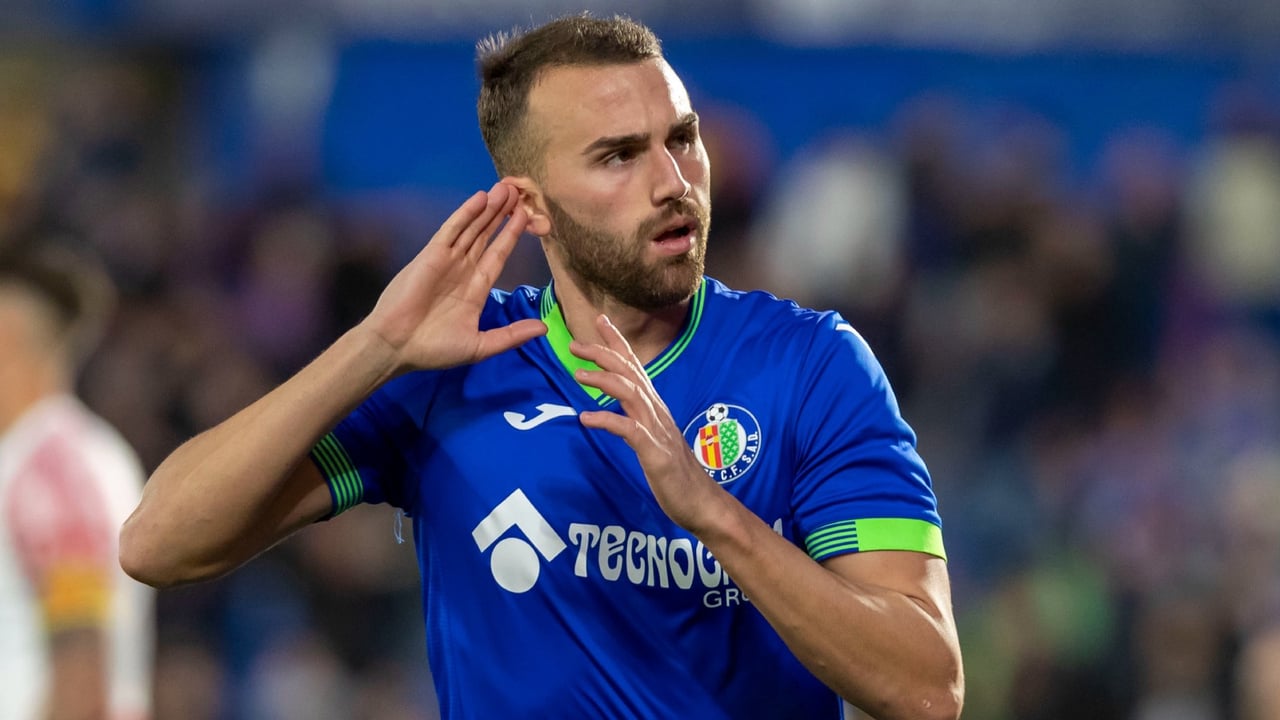 Mayoral aleja al Getafe del descenso