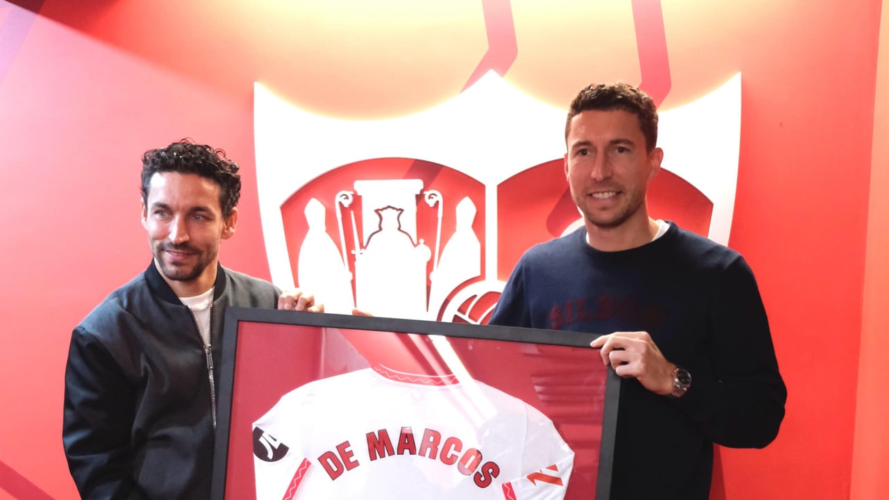 Jesús Navas devuelve el guiño al Athletic