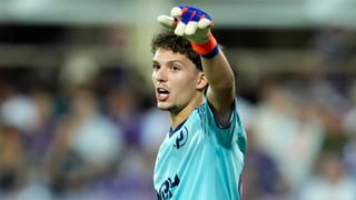 El Sevilla se fija en Armin Pecsi para reforzar su portería