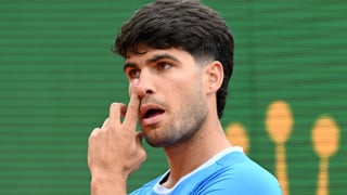 Alcaraz retrasa su regreso a las pistas 