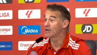 García Plaza responde a una posible destitución en el Sevilla: "Sería un caos"