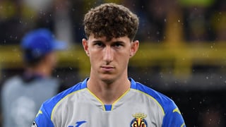 Pau Navarro, central del Villarreal, sobre su comparación con Puyol: "No me fijo en eso, tengo que forjar mi camino, pero es bueno que hablen bien de ti"