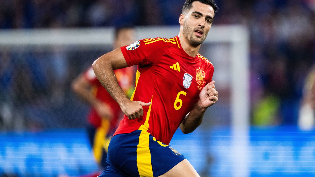 Un retuit de Mikel Merino da pistas de su futuro