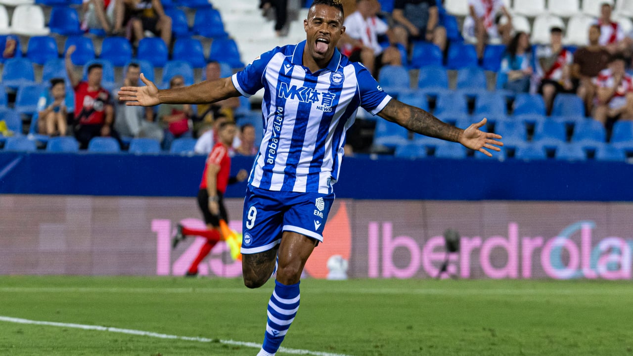 Rayo Vallecano 1-1 Alavés: Mariano vuelve a castigar al Rayo
