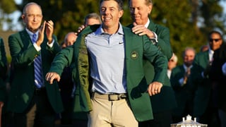 Jon Rahm se fastidia en el Masters de Augusta y Rory McIlroy lo festeja: "No lo puedo creer"