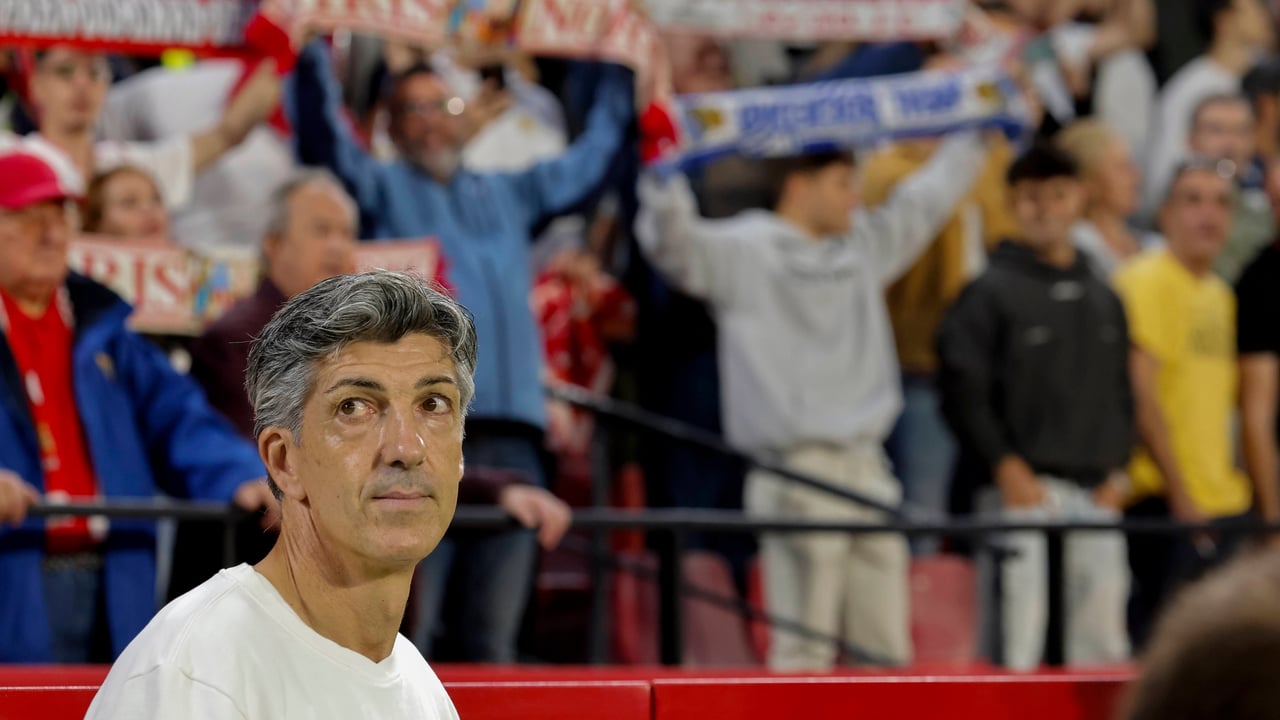 Imanol Alguacil, visto en Sevilla tras comunicar a la Real Sociedad que no continuará al frente del equipo la próxima temporada