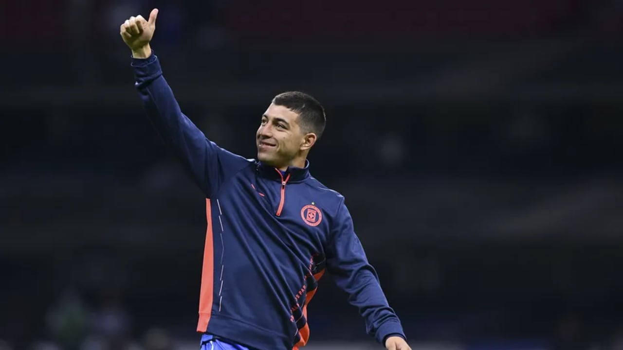 El seguimiento del Sevilla a Erik Lira y los movimientos por el pivote