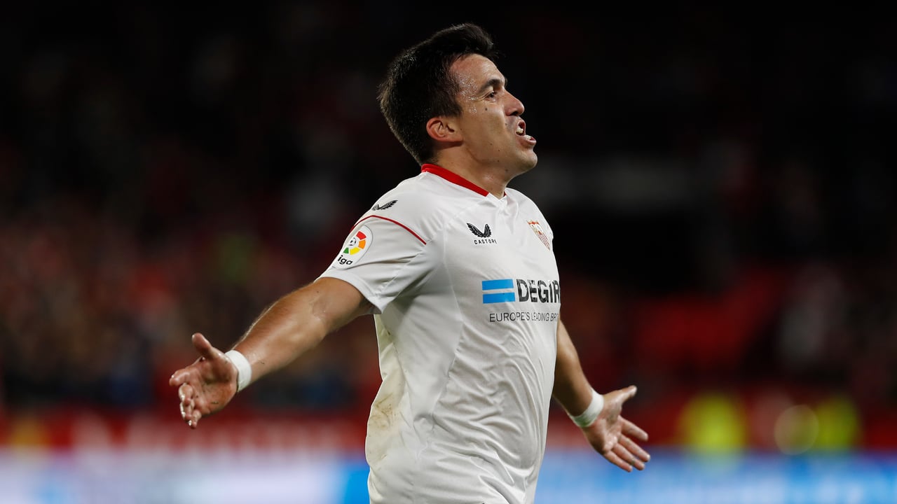 Un inesperado 'palo' de Acuña al Sevilla a cuenta de su "compromiso"