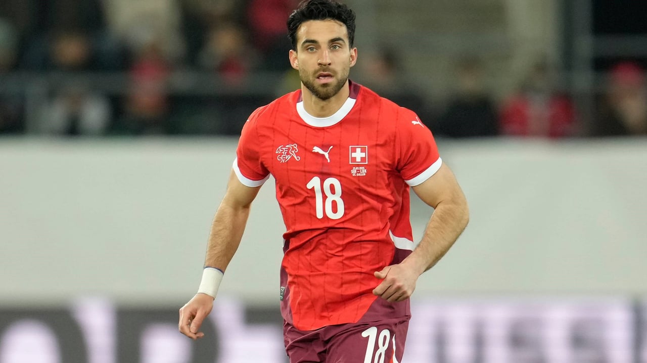 Cömert desvela su deseo al Valencia: "Me gustaría quedarme en el Valencia CF"