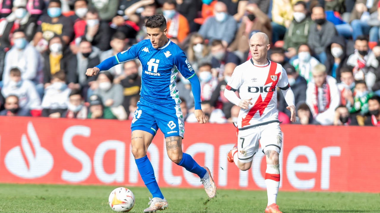 El extremo experimentado que busca el Almería y un viejo conocido de Rubi en el Betis