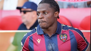 El triste regreso de Etta Eyong a La Cerámica: sin gol y pagando por jugar