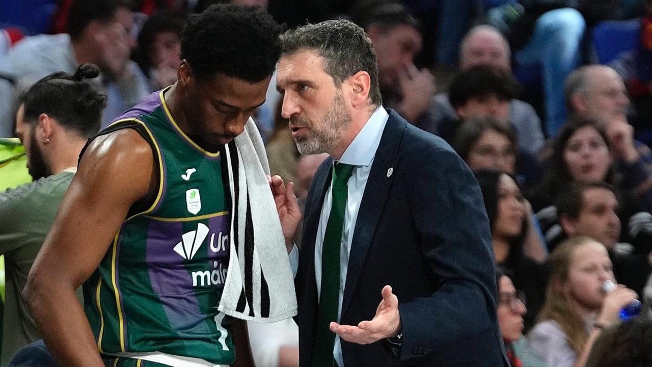 La despedida de Ibon Navarro y su recambio en el banquillo del Unicaja