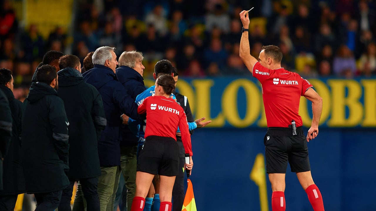 Cuadra Fernández sigue haciendo más daño al Betis con el acta