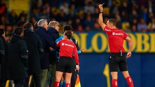 Cuadra Fernández sigue haciendo más daño al Betis con el acta