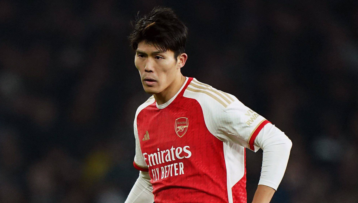 Tomiyasu es agente libre y espera una oportunidad