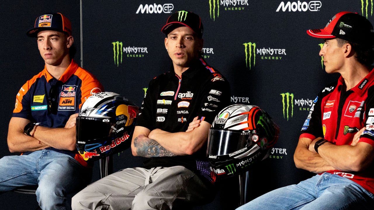 Los pilotos de MotoGP se dividen en dos bandos tras la sanción a Bezzecchi