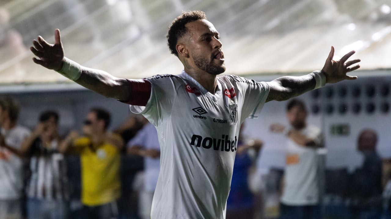 Ancelotti, ante un dilema: Neymar vuelve a llamar a la puerta a base de goles