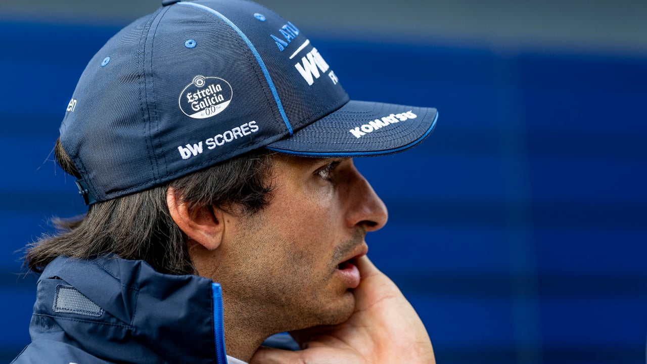 Carlos Sainz, un contrato millonario que puede acabar con su carrera: "Sólo queda apretar los dientes"