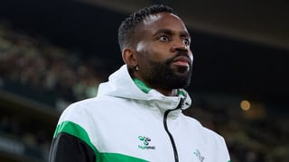 El Betis hace evidente el primer castigo a Bakambu tras su larga fiesta en la República Democrática del Congo 