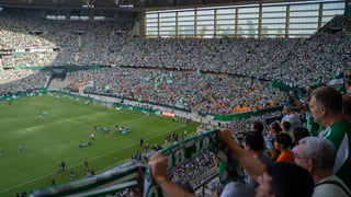 Llamamiento a la afición del Betis para recibir al Oviedo en La Cartuja