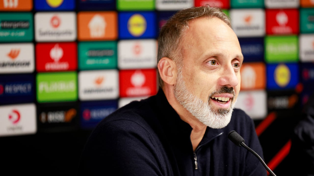 Matarazzo, técnico de la Real Sociedad: "¿Es fútbol total la palabra correcta? Diría que somos más bien completos, un equipo orientado a soluciones y con muchísima energía"