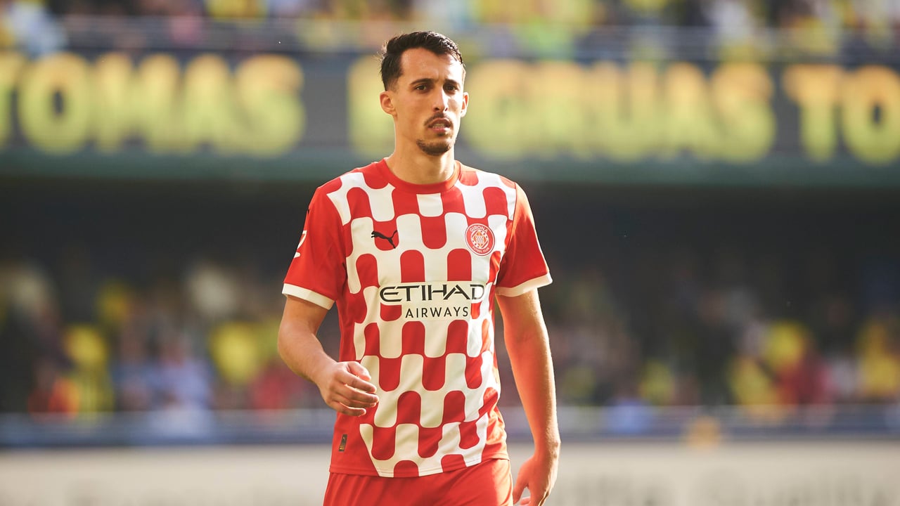 Compás de espera por Bojan Miovski