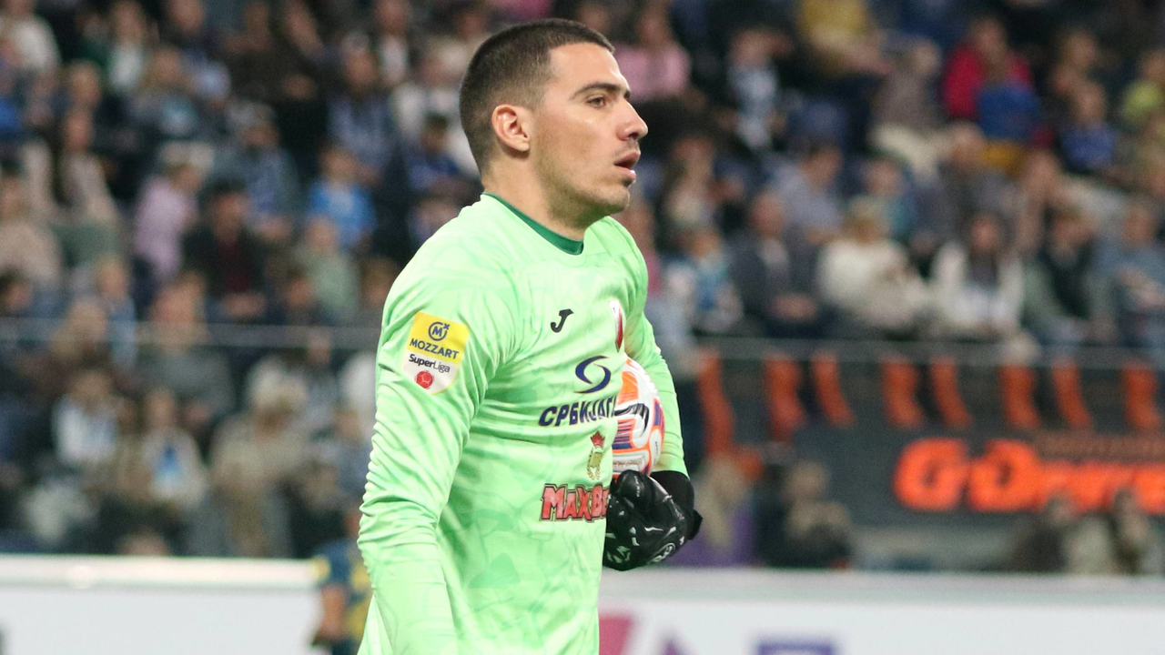 El fichaje que pretende el Granada para su portería, con pasado en Almería y Albacete