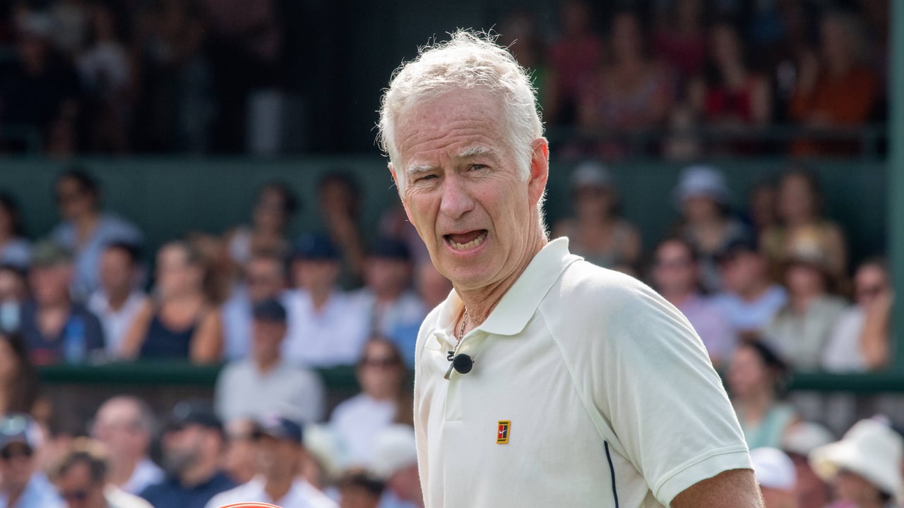 John McEnroe duda que Carlos Alcaraz llegue a la altura de Djokovic, Federer o Rafa Nadal: "Hay tenistas que pueden frustrarle"