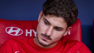 Reactivado el 'caso Julián': no entrena, medita lo del Arsenal y el Atlético sigue con el veto al Barça