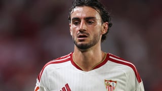 Uno de los fichajes más destacados del Sevilla, Juan Iglesias, le manda un mensaje al Barcelona: "Lo estamos demostrando cada fin de semana"