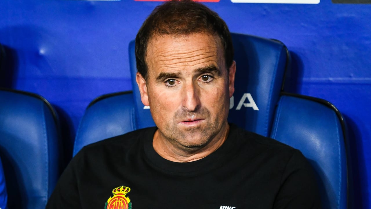 El Mallorca corta por lo sano el culebrón de Jagoba Arrasate