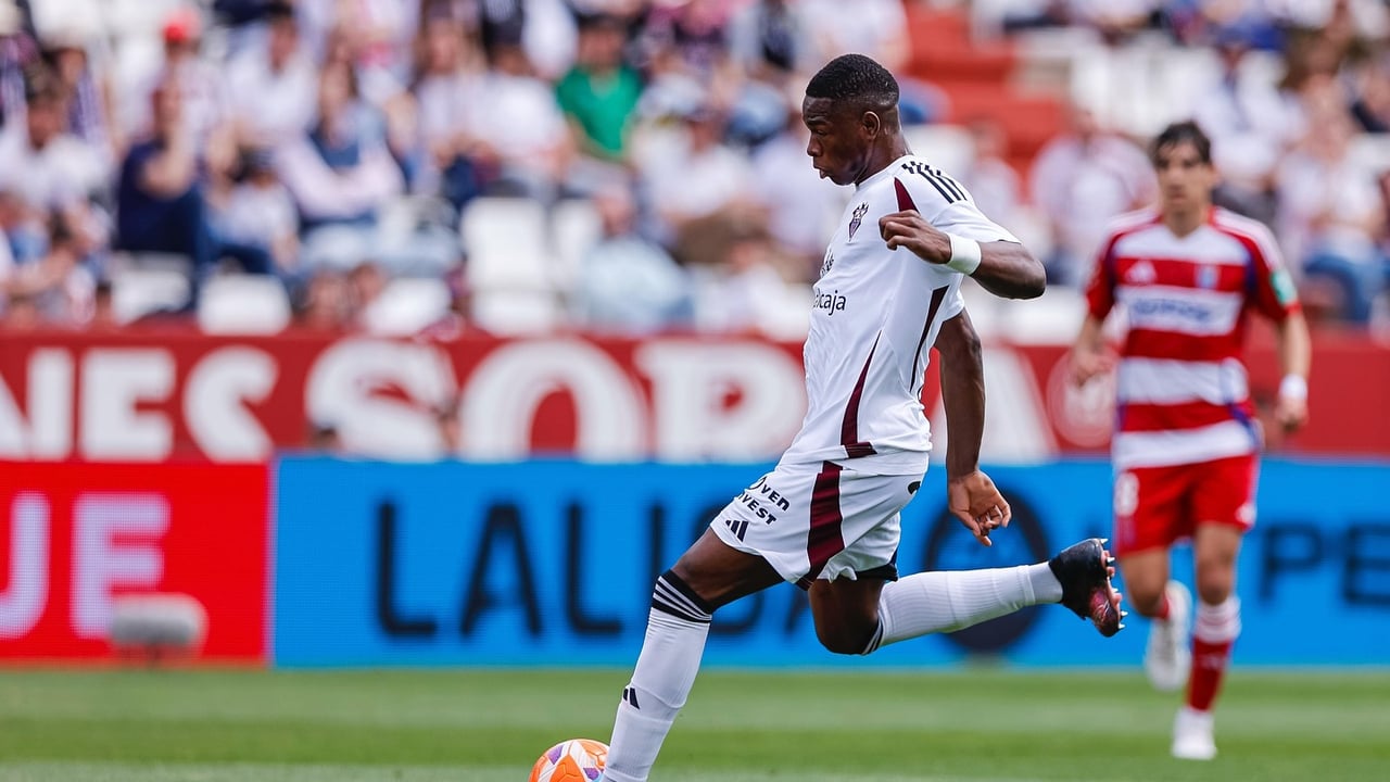 El agente de Kofane explota: "Todo lo que dice el Albacete es mentira"