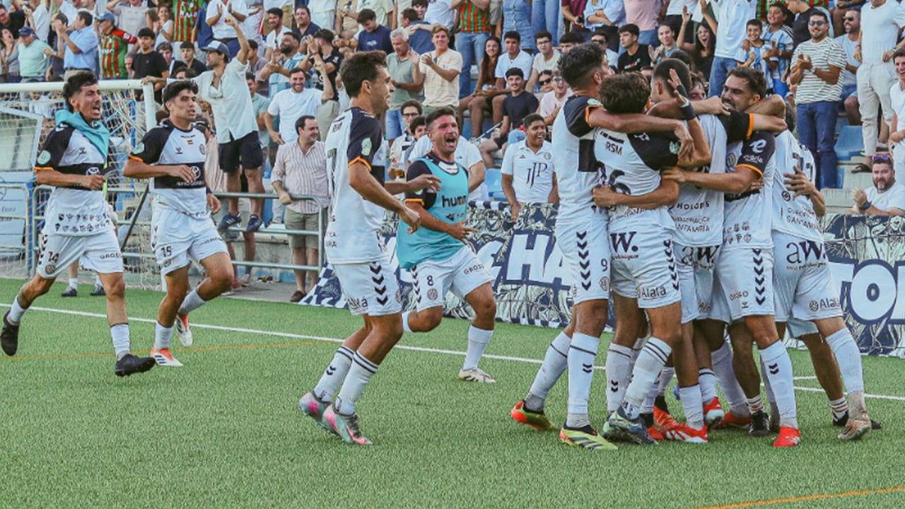 El Atlético Central culmina su cuento de hadas y asciende a Segunda RFEF