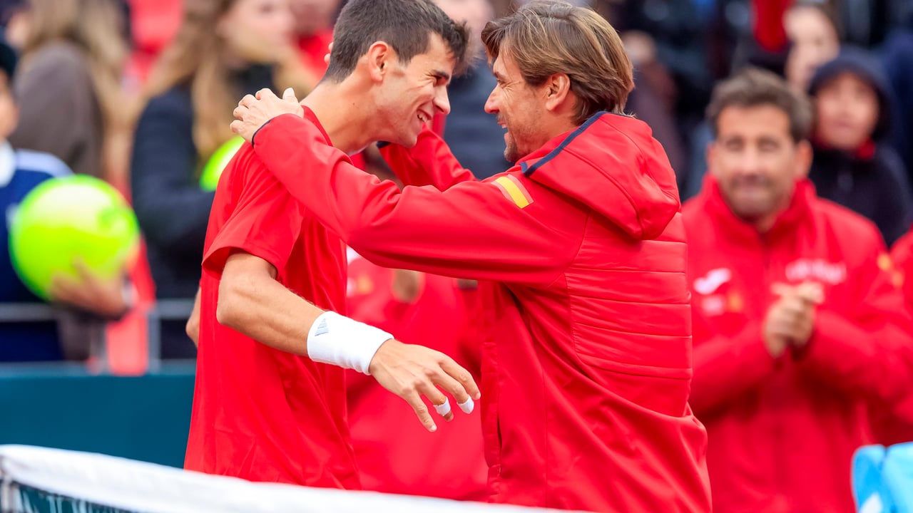 Rafa Jódar y Dani Mérida dan medio billete a España para las Finales de la Copa Davis 2026