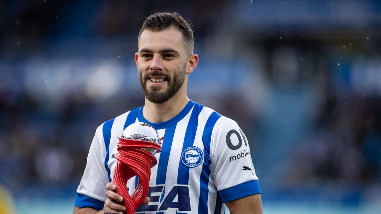 El bético que hace historia en el Alavés