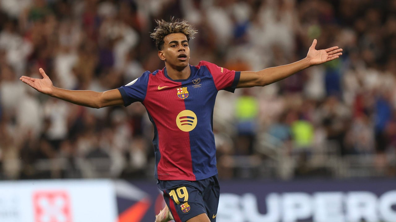 Real Madrid 2-5 FC Barcelona: Repaso de Flick a Ancelotti para levantar su primer título con el Barça