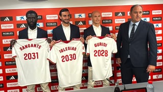 Guridi, Juan Iglesias y Sangante no lo dudaron ante la llamada del Sevilla: "Es un grande a pesar de su situación"