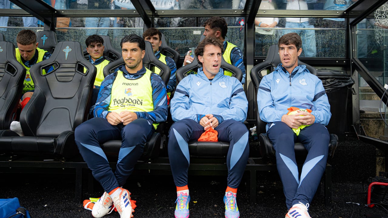 Preocupación por la lesión de rodilla de Odriozola: duró tres minutos en el campo