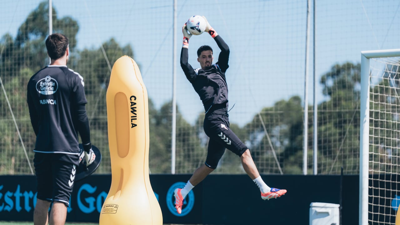Altay Bayindir y el peso de Giráldez: "Cuando hablé con Claudio mi única opción era fichar por el Celta"