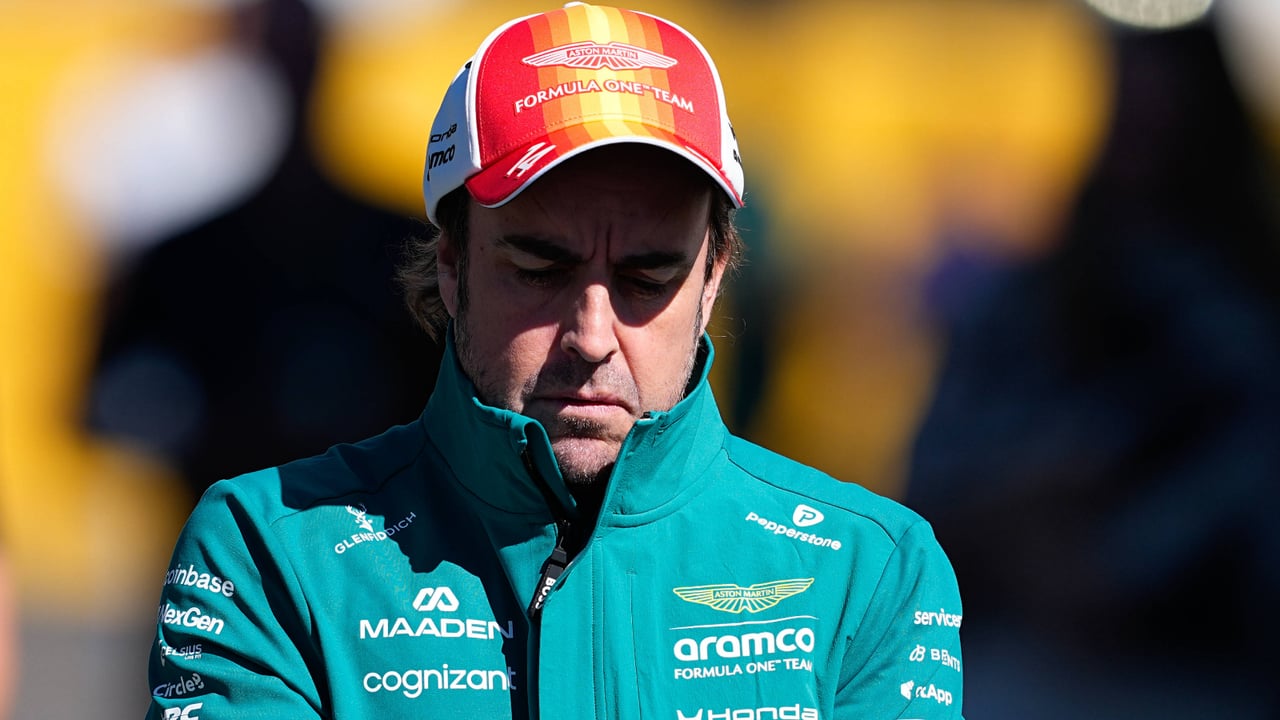 Fernando Alonso pide a Aston Martin abandonar en Madring tras la avería sufrida: "Con este motor no podemos seguir. Mejor lo intentamos la semana que viene"