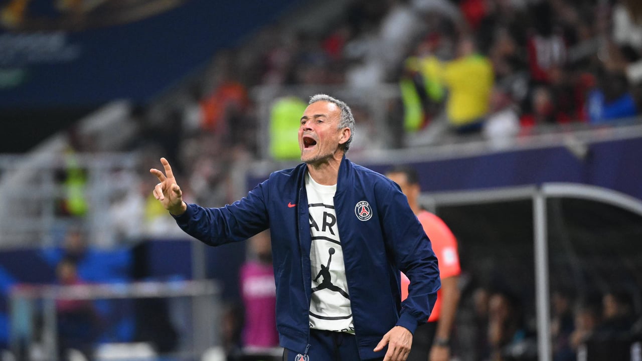 Se desmienten los rumores: Luis Enrique continuará en el PSG