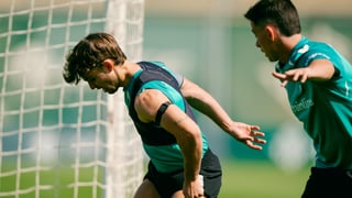 Un nuevo contratiempo eleva a tres las bajas en el Betis para recibir al Oviedo