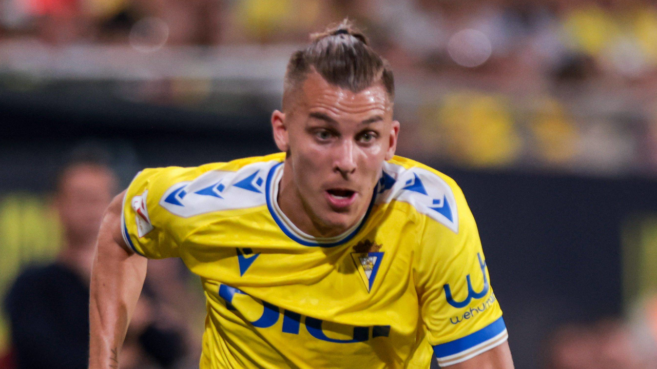 Apunta al fichaje de Iván Alejo