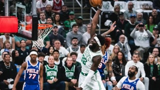 Boston y Oklahoma inician su camino en playoffs con un auténtico atracón