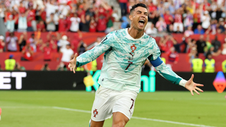 Portugal 2-1 Croacia: Cristiano salva a los lusos y empuja a Modric hacia la retirada
